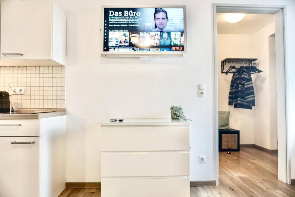 Stylisches Studio Mit Privatem Stellplatz Wenige Minuten Von Der Innenstadt & Mosel Coblenza Esterno foto